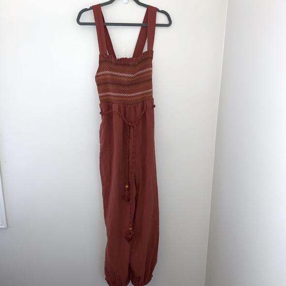 🆕Free People Smocked Jumpsuit in Sumac Colour - Picture 3 of 12